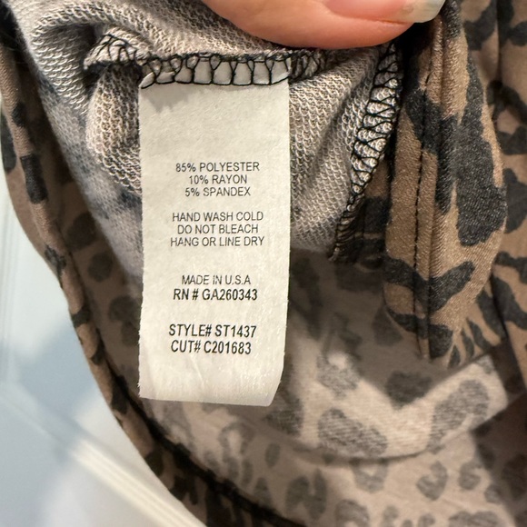 Sweet Lovely Brown Leopard Print Long Sleeve Top - Picture 5 of 6